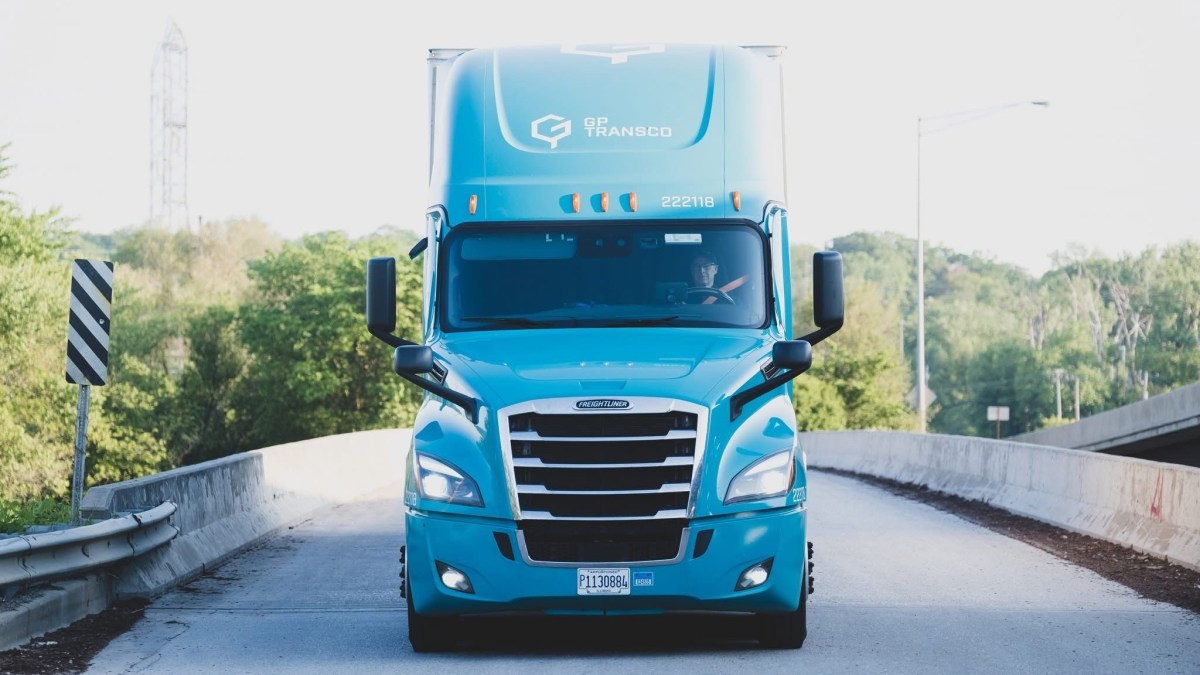 Truckload market’s upswing ushers in driver pay&nbsp;hikes